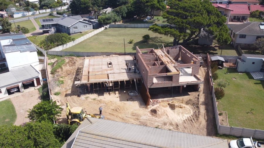 4 Bedroom Property for Sale in Mossel Bay Central Western Cape